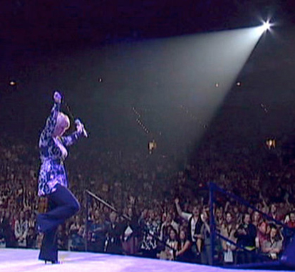 connie-on-stage-chearing-2016-a
